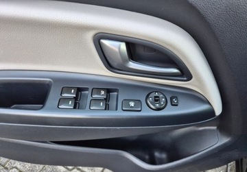 Kia Rio III Hatchback 5d Facelifting 1.4 DOHC CVVT 109KM 2015 Kia Rio 1,4 109KM Climatronic KeyLess Navi Kamera Bezwypadkowy 1.4, zdjęcie 30