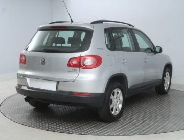 Volkswagen Tiguan I SUV 1.4 TSI 150KM 2010 VW Tiguan 1.4 TSI, 4X4, Klima, Klimatronic, zdjęcie 4