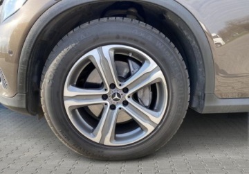 Mercedes GLC C253 SUV 2.1 220 d 170KM 2017 Mercedes-Benz GLC 220 d 4-Matic Salon PL Toyota Mikolajczak Leszno 2.1, zdjęcie 20