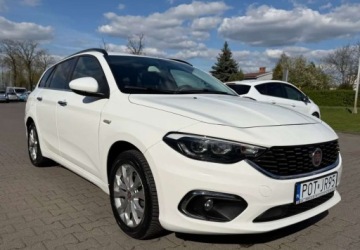 Fiat Tipo II Station Wagon 1.6 MultiJet 120KM 2019 Fiat Tipo Fiat Tipo 1.6 MultiJet DCT Business Line 1.6 Diesel 120KM, zdjęcie 2