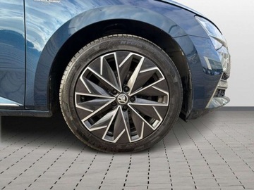 Skoda Superb III Kombi Plug-In Hybrid 1.4 TSI Plug-In-Hybrid 218KM 2022 Skoda Superb LK Matrix Hak Tempomat ACC Kessy ASO Panorama FV23, zdjęcie 8
