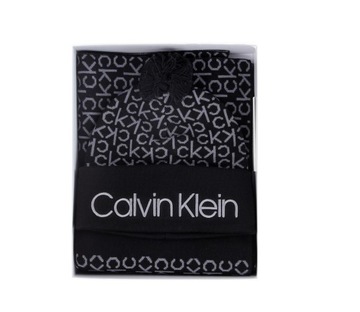 CALVIN KLEIN KOMPLET CZAPKA i SZALIK GIFTBOX LOGO