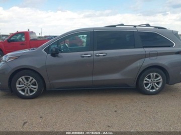 Toyota Sienna III 2022 Toyota Sienna 2022r, Hybrid, XSE, 2.5L 2.5 Hybryda 245KM, zdjęcie 5