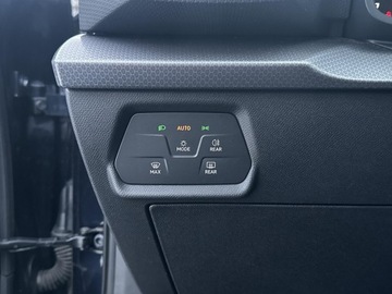 Seat Leon IV Hatchback 1.0 eTSI 110KM 2021 Seat Leon 1.0eTSI 110KM DSG Style Salon PL Gwaranc, zdjęcie 15