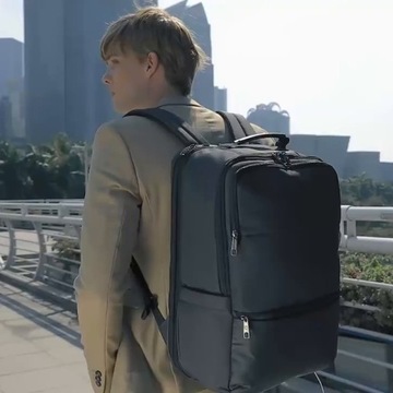 Большой, вместительный рюкзак для ноутбука с диагональю 18 дюймов Tigernu T-B3905 RFID USB графитовый