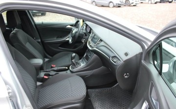 Opel Astra K Sports Tourer 1.6 CDTI 110KM 2019 Opel Astra 1.6D 110KM zadbana zarejestrowana 1.6 Diesel 110KM, zdjęcie 16