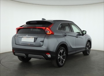 Mitsubishi Eclipse Cross SUV 1.5 T 163KM 2018 Mitsubishi Eclipse Cross 1.5 T-MIVEC, zdjęcie 4