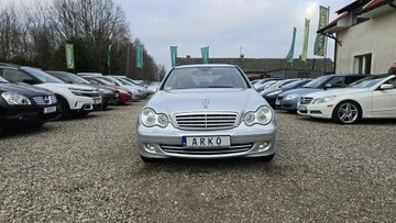 Mercedes Klasa C 2006 Mercedes C 220 ksenon, navi, 2xPDC, zdjęcie 5