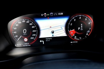 Volvo XC40 Crossover Facelifting 1.5 T2 129KM 2022 Volvo XC 40 1,5 Benzyna 130KM_T2_R Design_Full, zdjęcie 16