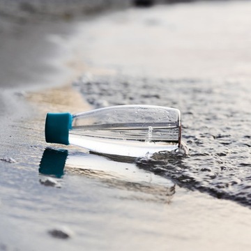 Задержать Go 800 мл бутылка с газлой водой - голубой