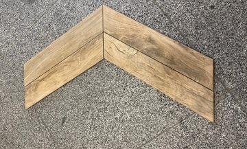 Коричневая керамогранитная плитка «елочка» 8x40 Дизайн дома шеврон