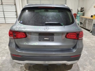 Mercedes GLC C253 2021 Mercedes-Benz GLC 300 2021 2.0l 2.0 Benzyna 255KM, zdjęcie 2