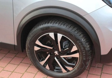 Peugeot 2008 II SUV 1.2 PureTech 130KM 2021 Peugeot 2008 Allure EAT8 Gwarancja Od RiA 1.2 Benzyna 130KM, zdjęcie 15