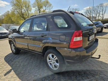 Kia Sportage II 2.0 i 16V 142KM 2006 Kia Sportage 2.0 benzyna+ lpg 141KM, zdjęcie 2