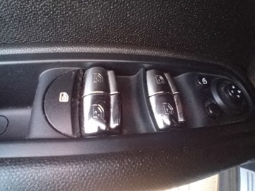 Mini Countryman F60 2016 Samochód osobowy mini Coutyman R60, zdjęcie 25