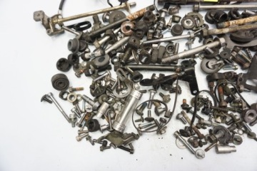 YAMAHA MT-01 1700 05-12 ВИНТЫ