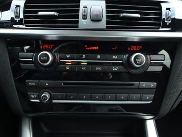 BMW X4 G01 xDrive20d 190KM 2017 BMW X4 xDrive20d, Salon Polska, 187 KM, 4X4, zdjęcie 12