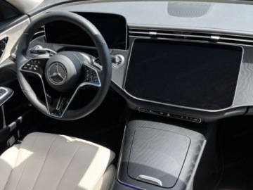 Mercedes Klasa E W214 Sedan 2.0 220d 197KM 2025 E Klasa 220 d Avantgarde 2.0 (197KM) 2025, zdjęcie 7