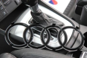 ПРЕМИУМ ЭМБЛЕМА ЗНАК AUDI Логотип спереди Маски A3 A4 A5 A6 273x94 мм