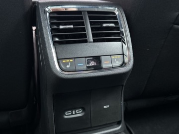 Skoda Octavia IV Liftback 1.5 TSI EVO 150KM 2023 Skoda Octavia 1.5TSI 150KM Style DSG l Climatronic, zdjęcie 32