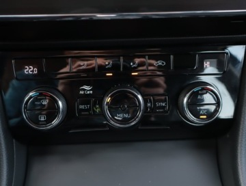 Skoda Superb III Kombi Facelifting 1.5 TSI 150KM 2020 Skoda Superb 1.5 TSI, Salon Polska, Automat, zdjęcie 12