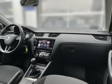 Skoda Octavia III Liftback Facelifting 1.5 TSI ACT 150KM 2019 Skoda Octavia 1.5TSI 150KM Style l Kamera, Salon P, zdjęcie 13