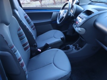 Citroen C1 I Hatchback 3d Facelifting 1.0 i 68KM 2009 Citroen C1 1.0, Klima, zdjęcie 8