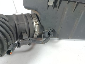 SUZUKI LIANA POUZDRO FILTRU VZDUCHU 1.6 16V OE 546-A02