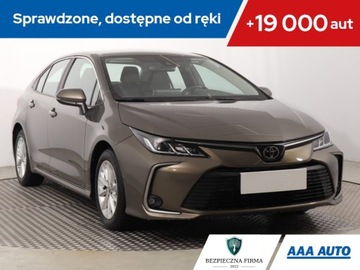 Toyota Corolla XII Sedan 1.5 VVT-i 125KM 2022 Toyota Corolla 1.5 VVT-i, Salon Polska