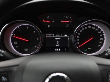 Opel Astra J GTC 1.6 CDTI Ecotec 110KM 2018 Opel Astra 1.6 CDTI, Salon Polska, Serwis ASO, zdjęcie 10