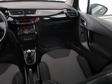 Citroen C3 II Hatchback facelifting 1.2 VTi 82KM 2014 Citroen C3 1.2 VTi, Salon Polska, Klima, zdjęcie 7