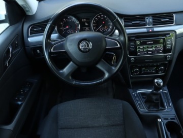 Skoda Superb II Sedan Facelifting 1.4 TSI 125KM 2014 Skoda Superb 1.4 TSI, Salon Polska, Xenon, Klima, zdjęcie 6