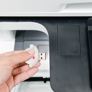 Рождественский USB-накопитель для студентов в подарок