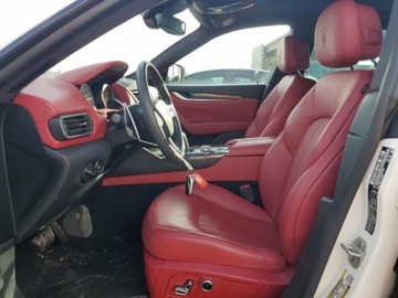 Maserati Levante 2022 Maserati Levante Base 2022 3.0l 3.0 Benzyna 345KM, zdjęcie 7
