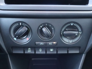 Skoda Rapid II Spaceback 1.2 TSI 105KM 2015 Skoda Rapid Spaceback 1.2 TSI, Salon Polska, zdjęcie 11