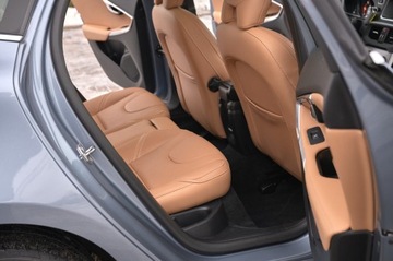 Volvo V40 II Hatchback Facelifting 2.0 D2 120KM 2018 VOLVO V40 INSCRIPTION PANORAMA SKÓRA AUTOMAT, zdjęcie 23