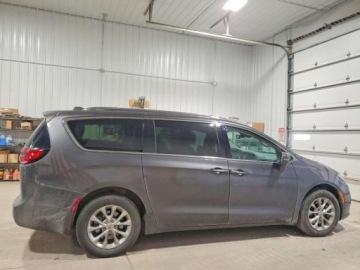 Chrysler Pacifica II 2021 Chrysler Pacifica Touring L 2021 3.6 Benzyna 287KM, zdjęcie 3