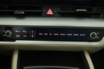 Kia Sportage V SUV 1.6 T-GDI HEV 230KM 2022 Kia Sportage 1.6 T-GDI HEV, Salon Polska, zdjęcie 16