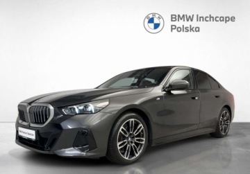 BMW Seria 5 G90-91 Touring 2.0 520d 197KM 2025 BMW Seria 5 520d xDrive, M Pakiet sportowy, Iconic Glow, Faktura, Gwarancja