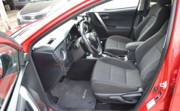 Toyota Auris II Touring Sports 1.3 Dual VVT-i 100 99KM 2014 Toyota Auris 1.3 - Niski przebieg - kamera cofania - climatronic - Oplacony, zdjęcie 5