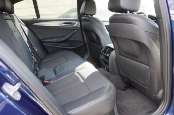 BMW Seria 5 G30-G31 Limuzyna 520d 190KM 2017 BMW Seria 5 2.0 Diesel 190 KM, 4x4, Navi, Kamera, LED, Polskora, Hak, GWAR, zdjęcie 33