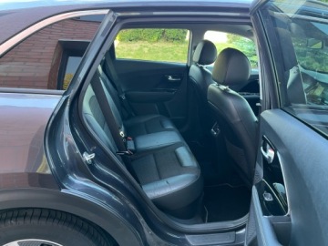 Kia Niro I 2020 Kia Niro 1.6 Hybryda automat zarej w PL faktura VAT zadbany zamiana, zdjęcie 25