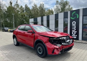 Mercedes GLA I Off-roader 1.6 200 156KM 2017 Mercedes-Benz GLA 1.6B 156KM 2017r. Salon Polska F-Vat 23 1.6 Benzyna