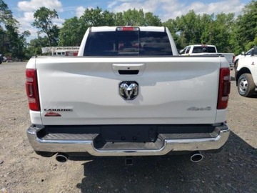  RAM 1500 2024, 5.7L, 4x4, LARAMIE, po gradobiciu 5.7 Benzyna 392KM, zdjęcie 1