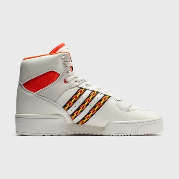 Соперничество ADIDAS ORIGINALS