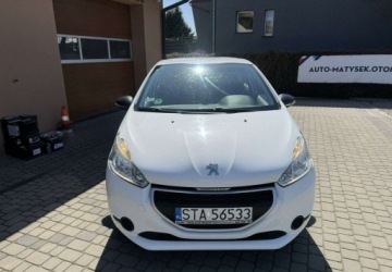 Peugeot 208 I Van 1.4 HDI 68KM 2013 Peugeot 208 1,4 HDi 68KM Klimatyzacja Opony latozima 1.4 Diesel 68KM, zdjęcie 1