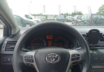 Toyota Avensis III Sedan 1.6 Valvematic 132KM 2011 Toyota Avensis Toyota Avensis 1.6 Benzyna 132KM, zdjęcie 8