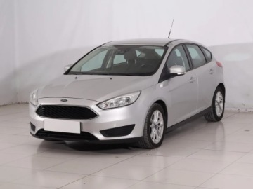 Ford Focus III Hatchback 5d facelifting 1.0 EcoBoost 125KM 2015 Ford Focus 1.0 EcoBoost, Salon Polska, Klima, zdjęcie 1