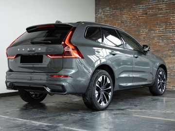 Volvo XC60 II 2025 VOLVO XC60 B5 AWD Ultra Dark Suv 2.0 (264KM) 2025, zdjęcie 3
