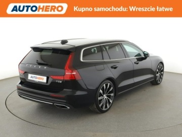 Volvo V60 II  Kombi 2.0 T5 250KM 2019 Volvo V60 Inscription T5 automat skóra navi, zdjęcie 6